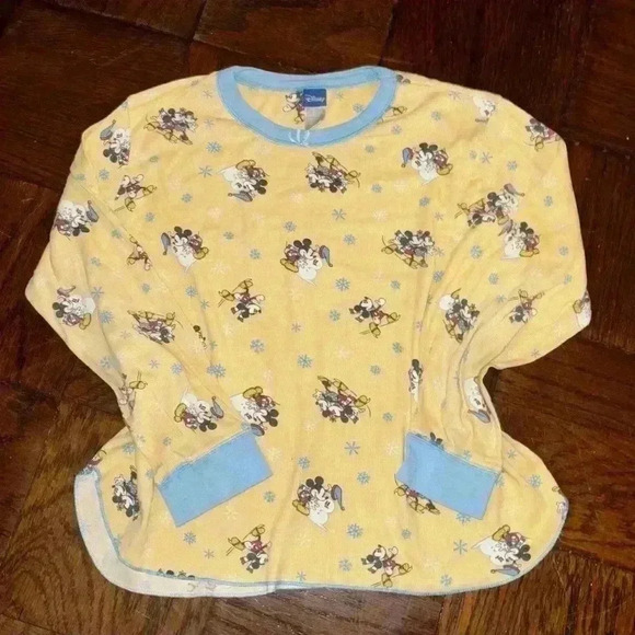 Mickey Mouse Pajamas - Picture 5 of 6